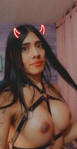 lauritainsatiiable Public Pic