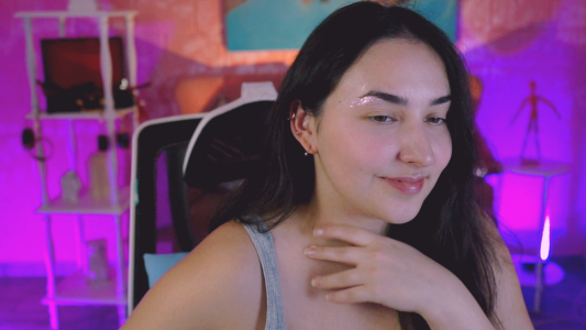 CeceliaJohnson smile face Hình