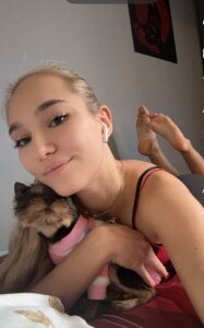 LeilaBilberry Me and Bun Pic