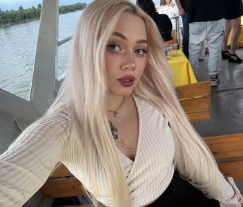 Public de lucyirl  3 photos