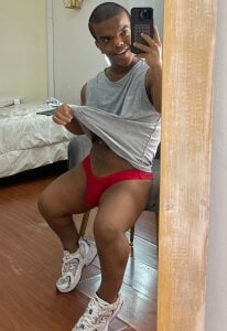 CHARLIE_WALKERRPublic Bild 5