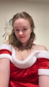 Leah20_SinfulX Public Pic 7