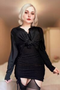 Wounded_Goddess_ Public Pic 2