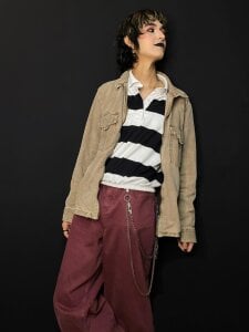 Avril_In_Chains Just Me Pic 4