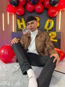 OnlyJos 🥳 Birthday boy here! Foto 3