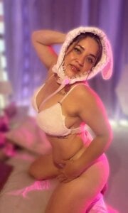 Celestesexx_ happy Easter, soy tu conejita me ayudas a encontras tu huevo? 😏🫣🫢 Εικόνα 2