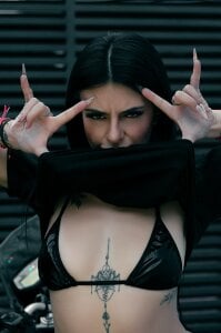 Amarae_ Public Foto 3