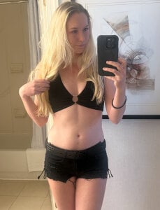 BrookeDillinger Public Immagine  8