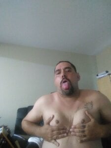 Tipute1987 Public Pic