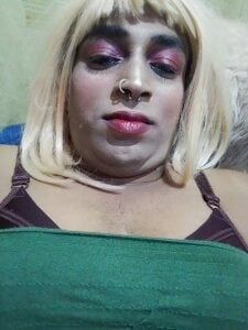 Alora-shine Public Pic