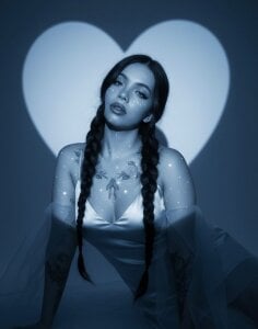 ishtar_bloom Pretty face зображення