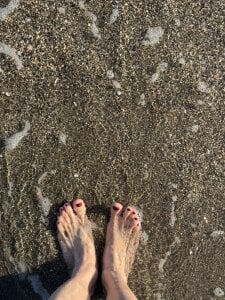 Alexa_Duque34 beach day Pic 8