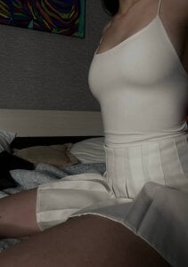 esenue 🤍a little white🤍 Pic