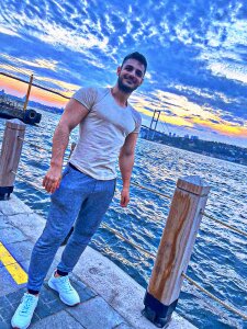 hs_alihn Public Pic 3