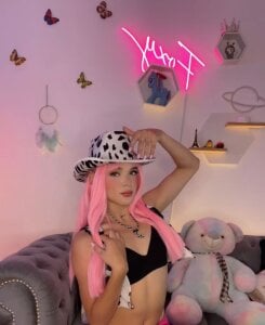 kendallspears_1 Pink girl🌸💋 Pic