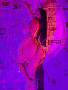 SharaRous Halloween 👻🥵 Pic