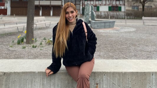 AkiFoster Public Pic 5