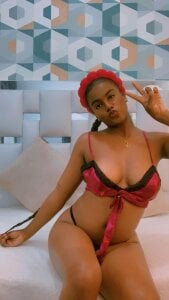 EMMA_JONHES EMM Pic 8