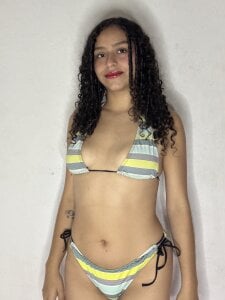 Shopia07 Chica juguetona зображення