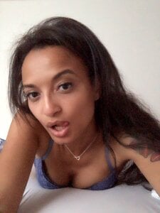 ElixirByDesiree Public Foto