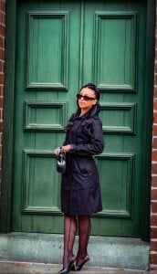 Basta guardare quella donna elegante ❤️ de emma_brooks1 Foto