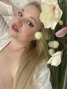 LisaWiliams Public Pic 2