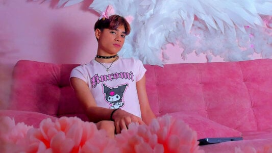 spicy_adonhis Sweet Trouble in Pink 💖 Billede