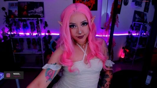 Makii_33 Maki pink hair Pic