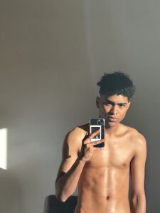 Ryan-hot Oil body🔥 Pic 2