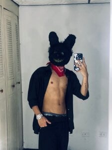 _taylor_black hallowenn Pic