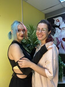 MildredBunte Lisa and her new girlfriend Pic 4