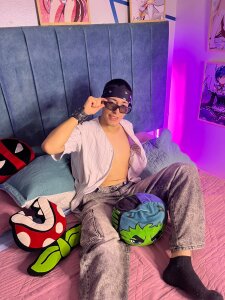 Andrew_Wolff know more about my sexy body bb Pic 5