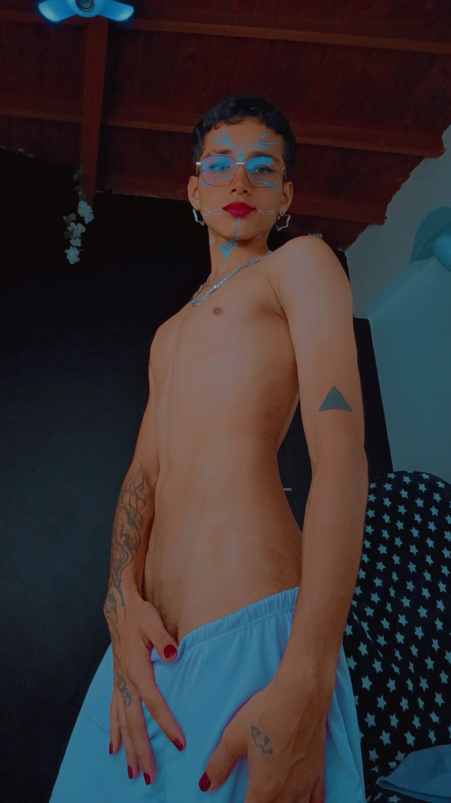 _Josh_Moon_ Image populaire  7919