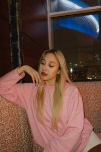 foxy_vivi Meow Pic 4