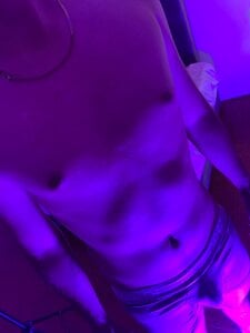 Josh_Bright es un placer conocerte, soy Josh 😊 사진