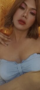 MerryJollyFuckRiri Find me a sexy? Foto 3