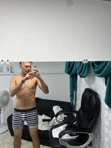 NickyyFlow sexy man Foto 4