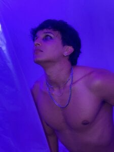 Leo_Savage_ Magnetic Desires Pic 3