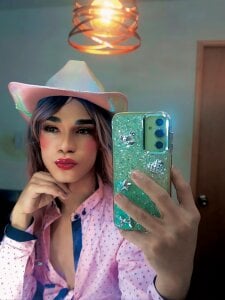 Violet_Dreams_: Michael sexy girl 🥰 ( 2 фото)