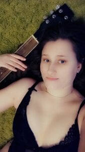 Lucky_Lana Heart Strings Pic 3