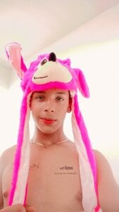 LatinsBoys18 Public Pic 5