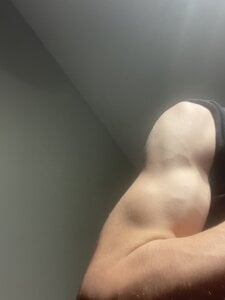yourwhiteboy1 Bicep flex 1080p pictures Gambar 4