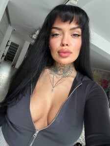 BriannaXXXm Public Pic 6