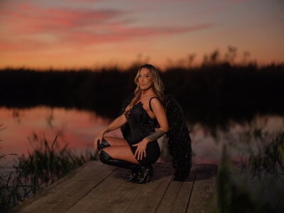 Evelyn_Evyyy Halloween 🎃 Pic 8