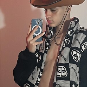 StevennParker Public Pic