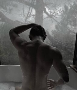 lick my body de anhkiet_huang  photos