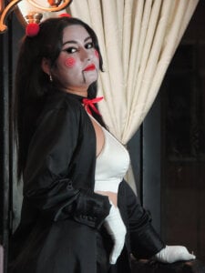 Luna021_1 I want to play a game зображення