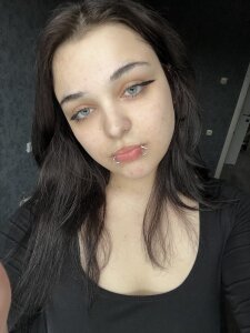 Emily_Chewits's XXX Nude Photo 2