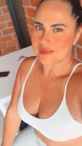 DEIYA2807 Public Pic 2