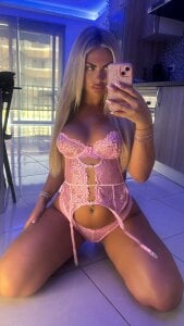 ArabellaAngelll Public Pic 6